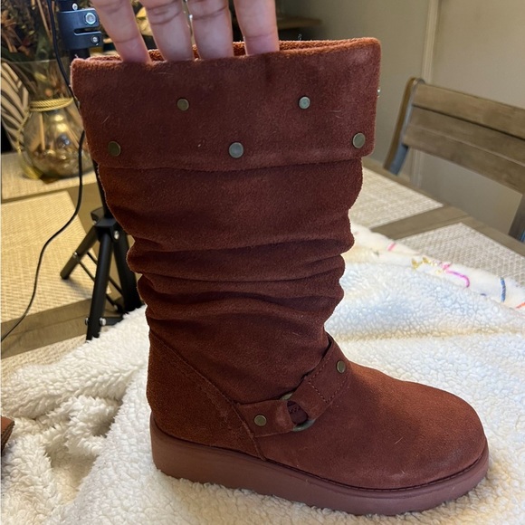 Bear Paw, studded chestnut brown, size 2 - Picture 4 of 5